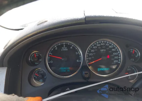 2008 Chevrolet Tahoe Ls z USA, uszkodzony, nr VIN 1GNFC13088R145904